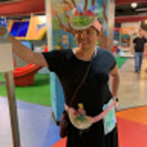 Meet your Posher, Kimberly - Picture 1 of 1